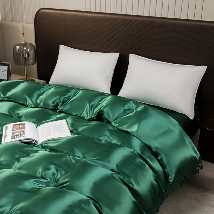 91家纺网 家纺一手货源 找家纺 2025款仿真丝色丁被套单件跨境外贸纯色单品被套爆款单件床上用品可定制 墨绿