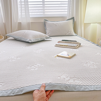 91家纺网 家纺一手货源 找家纺 （总）源舜家纺 2025新款凉感豆豆纯色冰豆熊软凉席