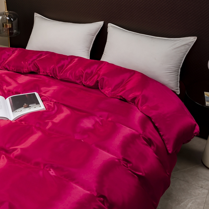 91家纺网 家纺一手货源 找家纺 2025款仿真丝色丁被套单件跨境外贸纯色单品被套爆款单件床上用品可定制 酒红