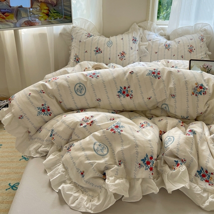 91家纺网 家纺一手货源 找家纺 六巷胡同 2024新款韩式博主风小碎花花边款四件套-第三系 晴岛桔梗