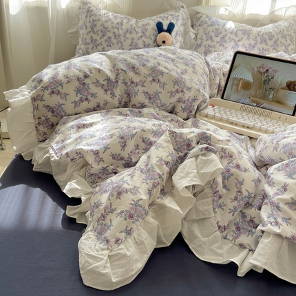 91家纺网 家纺一手货源 找家纺 六巷胡同 2024新款韩式博主风小碎花花边款四件套-第三系 风铃邮局