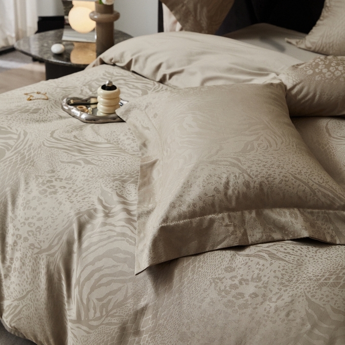 91家纺网 家纺一手货源 找家纺 恒尚居 2024新款100支长绒棉提花四件套 浮光