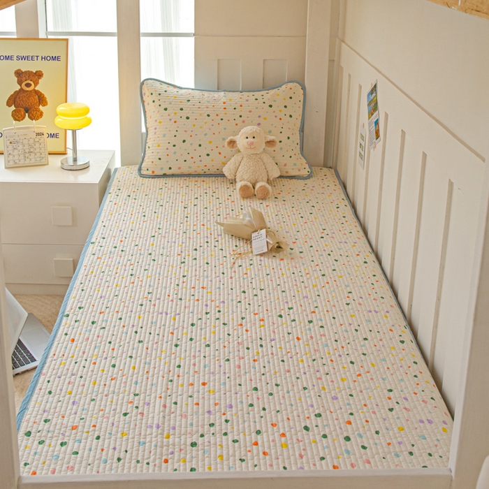 91家纺网 家纺一手货源 找家纺 茉夕 2024新款学生宿舍上下铺全棉床盖 彩色波点