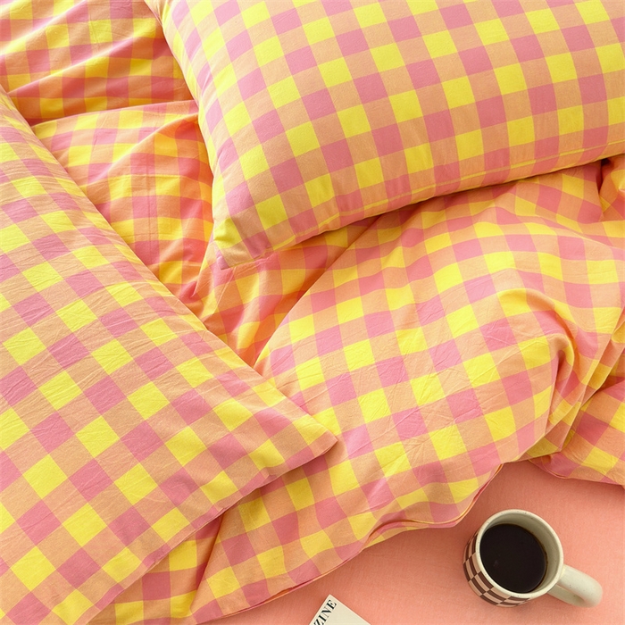 91家纺网 家纺一手货源 找家纺 北欧良品 2024新款A类全棉色织水洗棉单枕套 粉黄中格