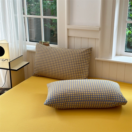 91家纺网 家纺一手货源 找家纺 北欧良品 2024新款A类全棉色织水洗棉单枕套 紫黄小格