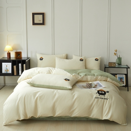 万盛家纺 2025新款全棉喷气13372刺绣卡通四件套 lucky煤球-奶白绿