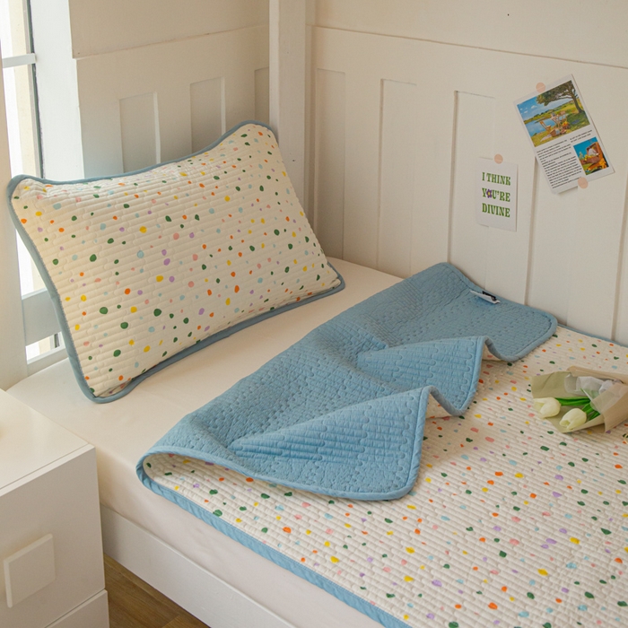 91家纺网 家纺一手货源 找家纺 茉夕 2024新款学生宿舍上下铺全棉床盖 彩色波点