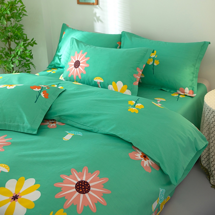 91家纺网 家纺一手货源 找家纺 2023新款12868全棉学生宿舍三件套卡通纯棉四件套春田花