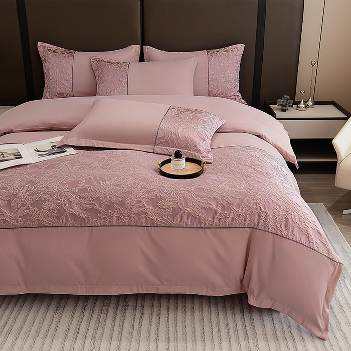 91家纺网 家纺一手货源 找家纺 布可家纺 2025新款轻奢精美浮雕刺绣提花四件套 安露莎-胭脂粉