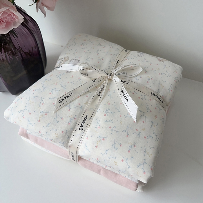 91家纺网 家纺一手货源 找家纺 麦伦家居 2024春夏新品全棉有氧双层纱印花系列四件套（叠拍图）花枝兔