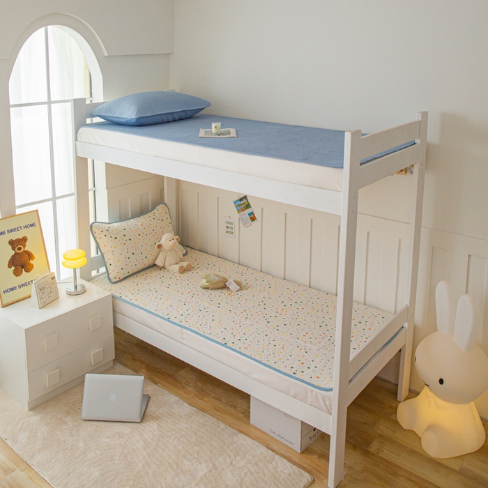 91家纺网 家纺一手货源 找家纺 茉夕 2024新款学生宿舍上下铺全棉床盖 彩色波点