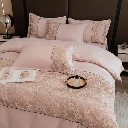 91家纺网 家纺一手货源 找家纺 布可家纺 2025新款轻奢精美浮雕刺绣提花四件套 曼陀罗-桃色粉