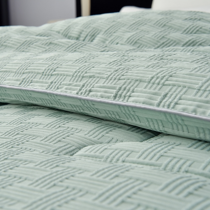 91家纺网 家纺一手货源 找家纺 招财狼家纺 2024新款华夫格羽丝被 贵族水兰