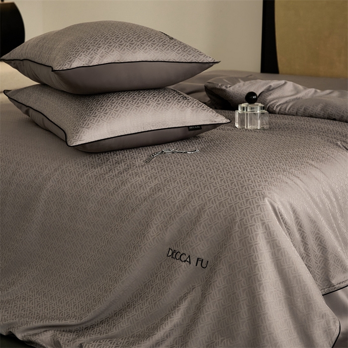 91家纺网 家纺一手货源 找家纺 安莱生活 2024新款60S天丝棉提花四件套三系列（银丝款）--天丝棉铂金简奢款 伯格-巧克力