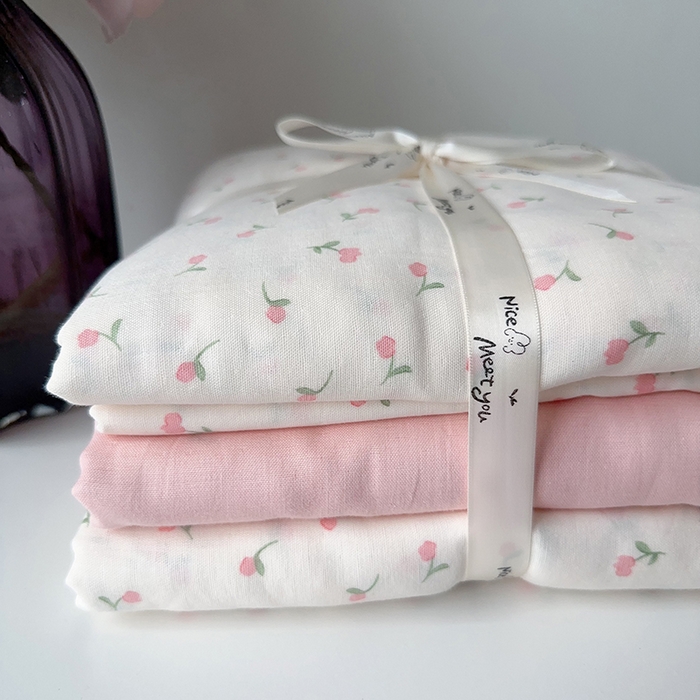 91家纺网 家纺一手货源 找家纺 麦伦家居 2024春夏新品全棉有氧双层纱印花系列四件套（叠拍图）粉糯