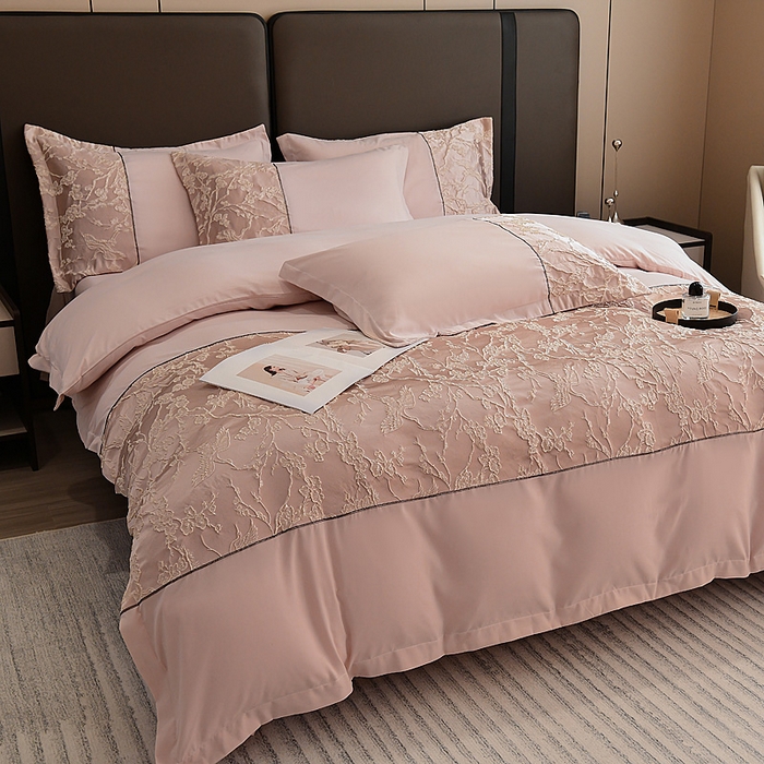 91家纺网 家纺一手货源 找家纺 布可家纺 2025新款轻奢精美浮雕刺绣提花四件套 曼陀罗-桃色粉