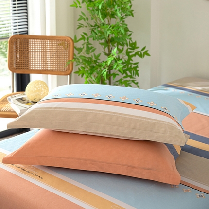 91家纺网 家纺一手货源 找家纺 总雨萝新款12868全棉纯棉枕套30*50cm一只