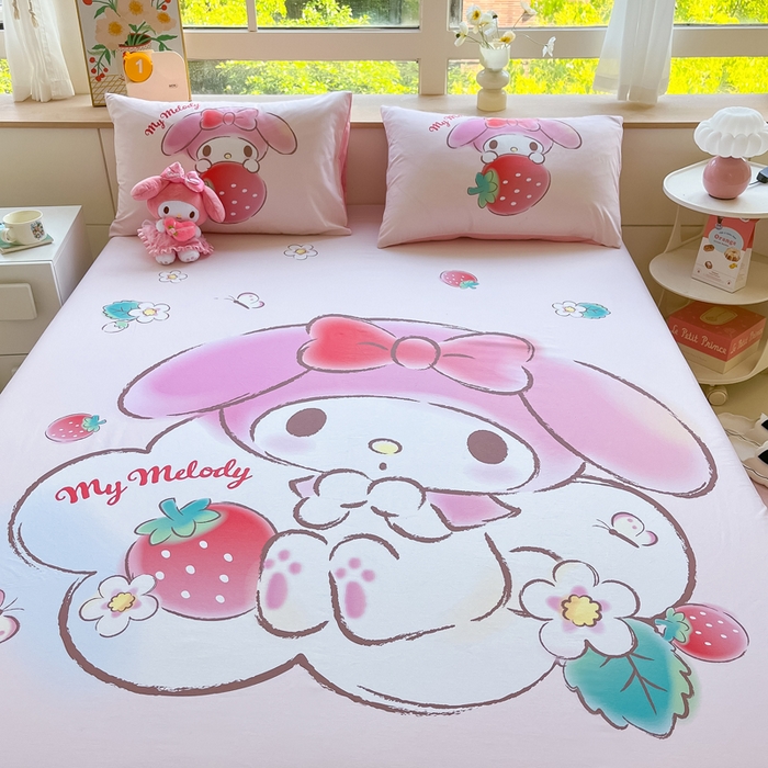 91家纺网 家纺一手货源 找家纺 金爱家 2024新款全棉三丽鸥正版大版单品床笠 草莓美乐蒂