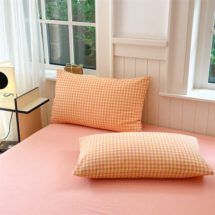 91家纺网 家纺一手货源 找家纺 北欧良品 2024新款A类全棉色织水洗棉单枕套 粉黄小格