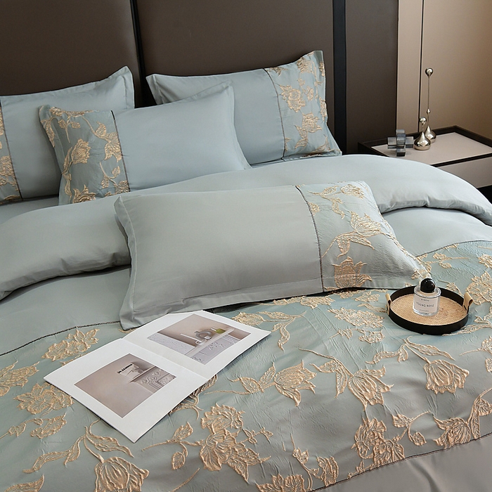 91家纺网 家纺一手货源 找家纺 布可家纺 2025新款轻奢精美浮雕刺绣提花四件套 花叶扶-天水蓝