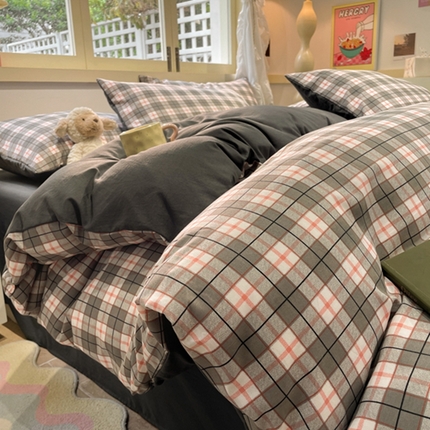 91家纺网 家纺一手货源 找家纺 阿曼达 2024新款ins博主风爆款全工艺印染亲肤舒适纯色水洗m格子四件套（有买家秀） 粉墨