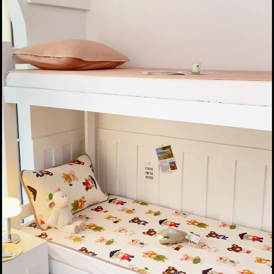 91家纺网 家纺一手货源 找家纺 茉夕 2024新款学生宿舍上下铺全棉床盖 鼠小弟