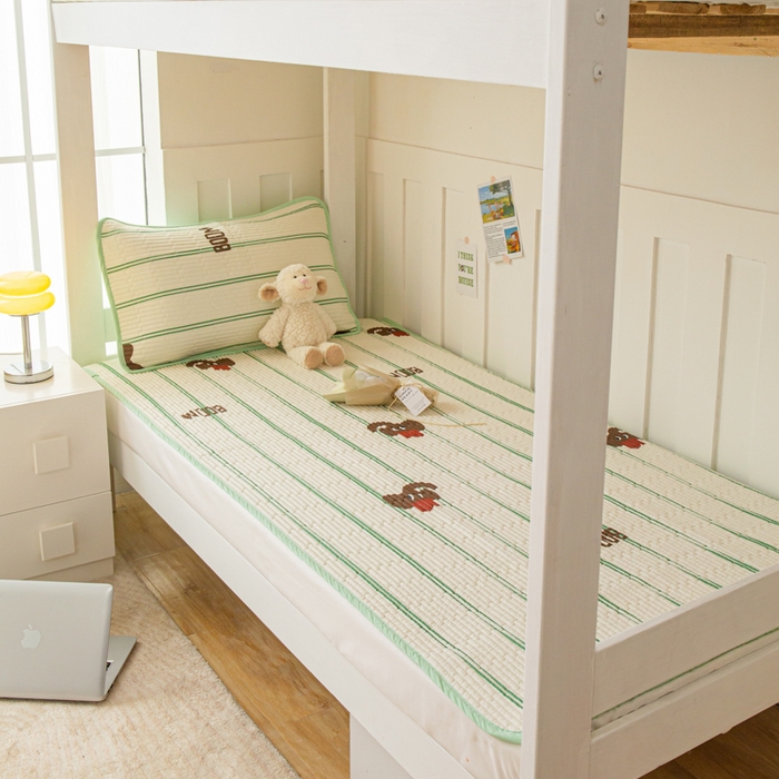 91家纺网 家纺一手货源 找家纺 茉夕 2024新款学生宿舍上下铺全棉床盖 大象兰兰