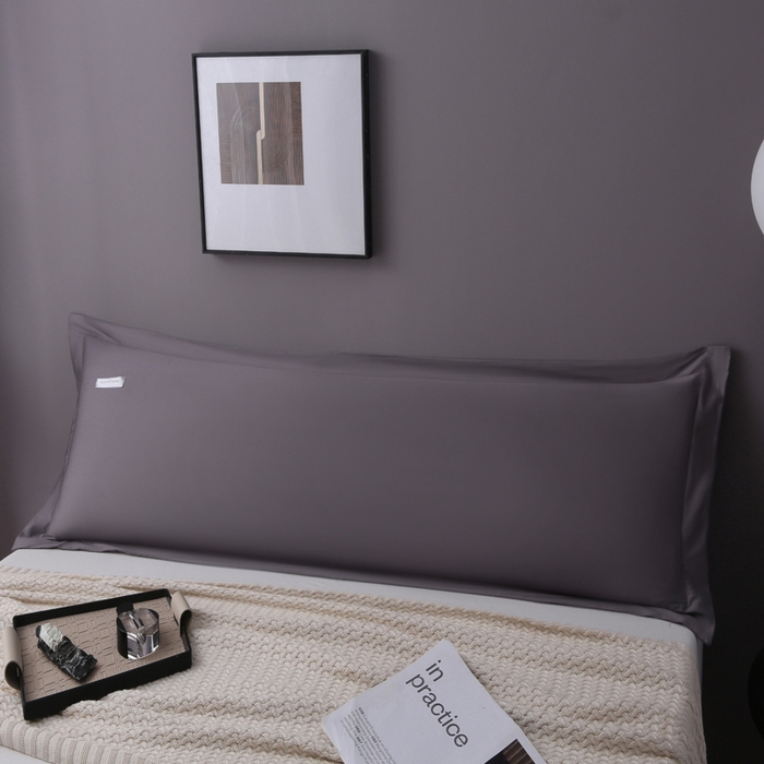 91家纺网 家纺一手货源 找家纺 2024新款100支长绒棉双人长枕套1.2m1.5米纯色全棉贡缎纯棉1.8加长枕头套 商务灰