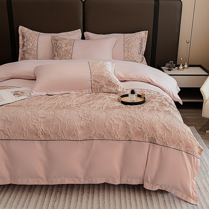 91家纺网 家纺一手货源 找家纺 布可家纺 2025新款轻奢精美浮雕刺绣提花四件套 曼陀罗-桃色粉