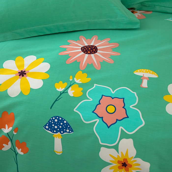 91家纺网 家纺一手货源 找家纺 2023新款12868全棉学生宿舍三件套卡通纯棉四件套春田花