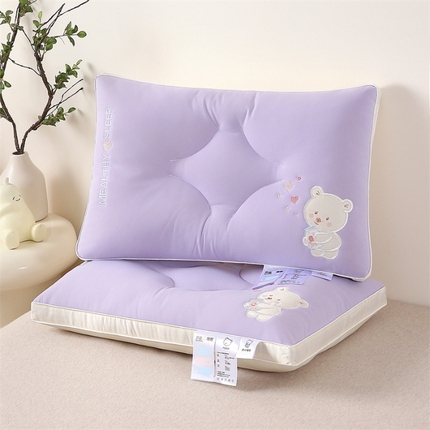 91家纺网 家纺一手货源 找家纺 （总）梦叶草 2024新款枕芯母婴级小熊满分睡眠乳胶层儿童枕头抗菌防螨40×60cm学生枕头