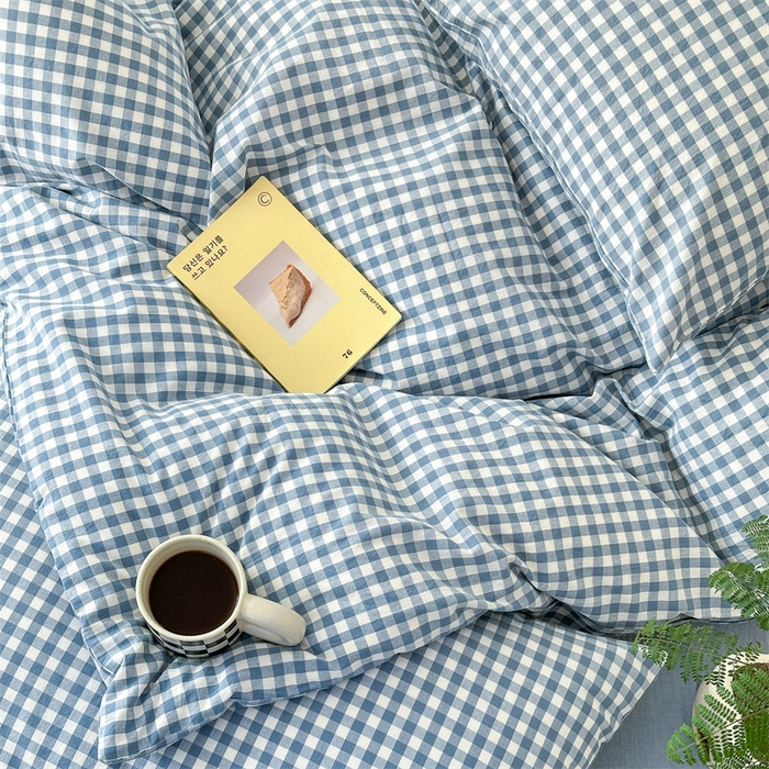 91家纺网 家纺一手货源 找家纺 北欧良品 2024新款A类全棉色织水洗棉单被套 浅蓝小格