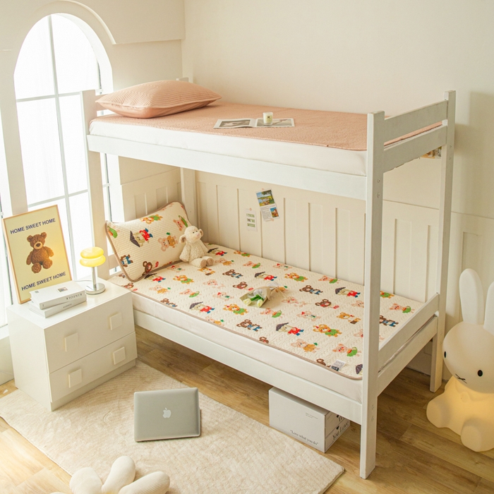 91家纺网 家纺一手货源 找家纺 茉夕 2024新款学生宿舍上下铺全棉床盖 鼠小弟