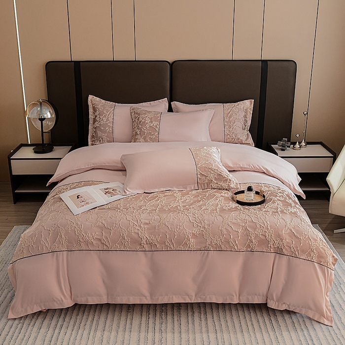 91家纺网 家纺一手货源 找家纺 布可家纺 2025新款轻奢精美浮雕刺绣提花四件套 曼陀罗-桃色粉