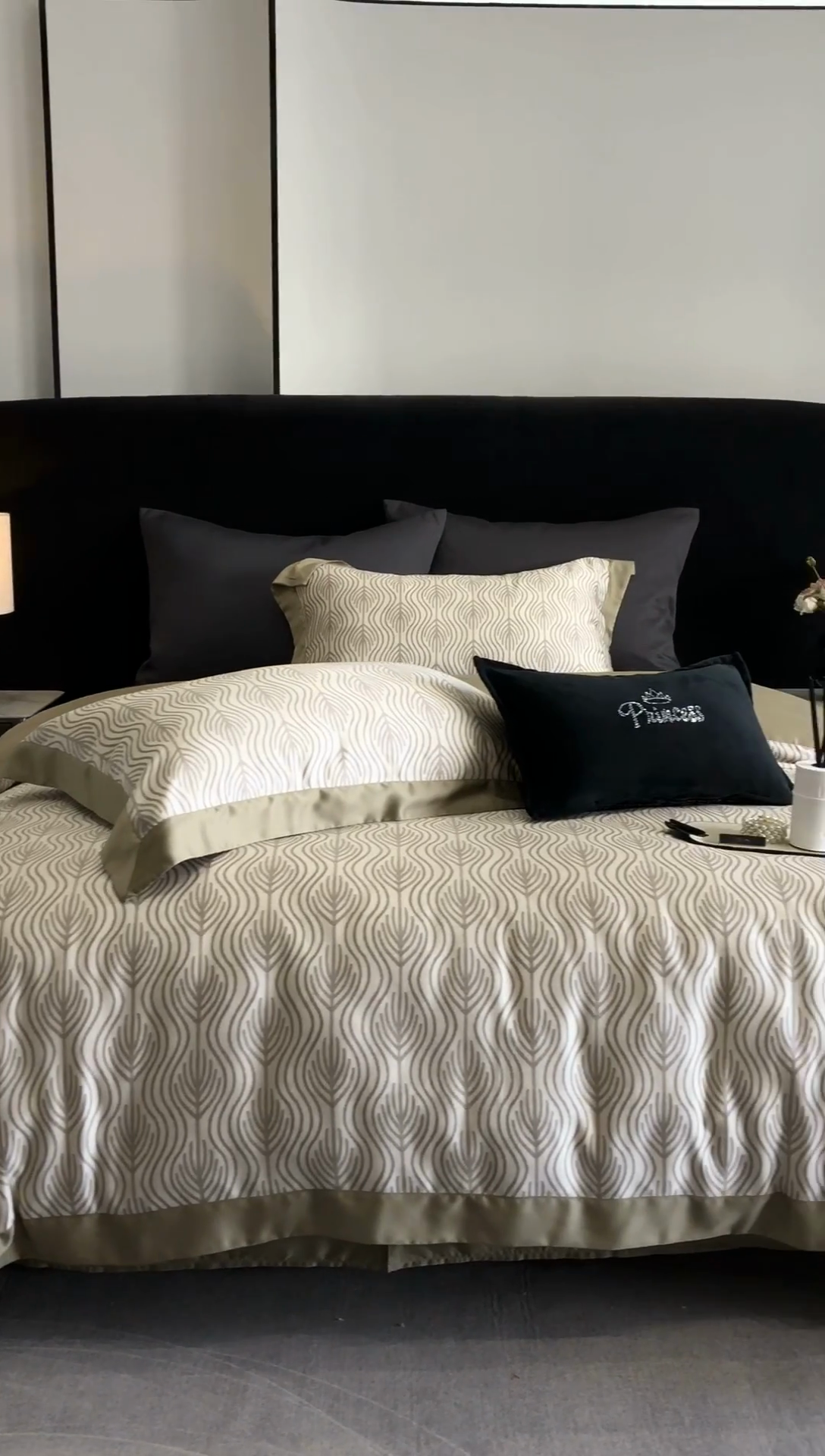 91家纺网 家纺一手货源 找家纺 2024新款60支兰精天丝数码印花四件套系列 格雷-咖