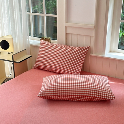 91家纺网 家纺一手货源 找家纺 北欧良品 2024新款A类全棉色织水洗棉单枕套 橙红小格