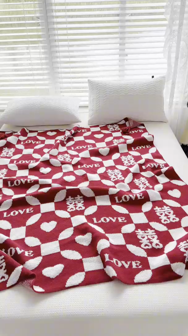 91家纺网 家纺一手货源 找家纺 苏艺针织盖毯 2024新款中式风高端婚礼喜字毛毯 针织毯喜-love喜字盖毯