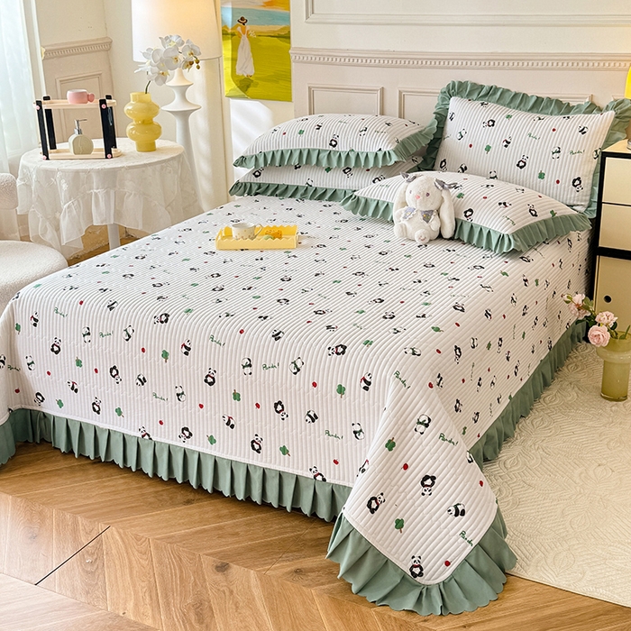 91家纺网 家纺一手货源 找家纺 美达家纺 2025新款全棉夹棉防滑小花边床盖 阳光胖达