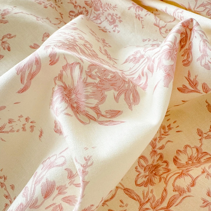 91家纺网 家纺一手货源 找家纺 美达家纺 2025新款全棉半夹棉花边床盖四件套 藤蔓花影