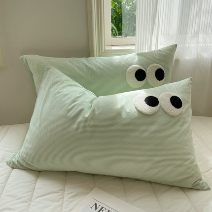 91家纺网 家纺一手货源 找家纺 丽涵家纺 2024新款色织水洗棉大眼毛巾绣-单品枕套 大眼密条绿