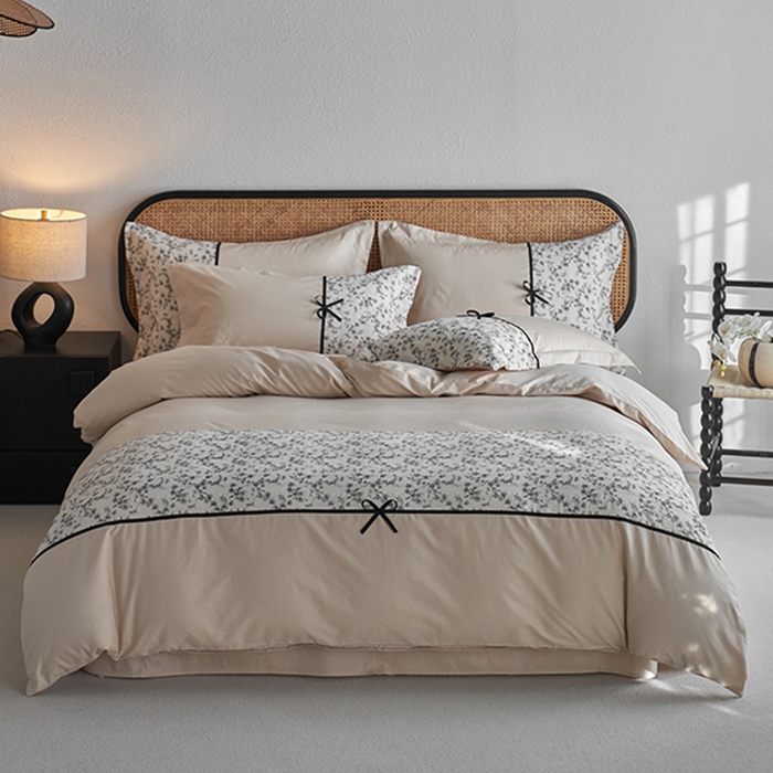 91家纺网 家纺一手货源 找家纺 2024新款全棉轻法式复古蝴蝶结刺绣工艺款四件套 奈妃-奶杏色