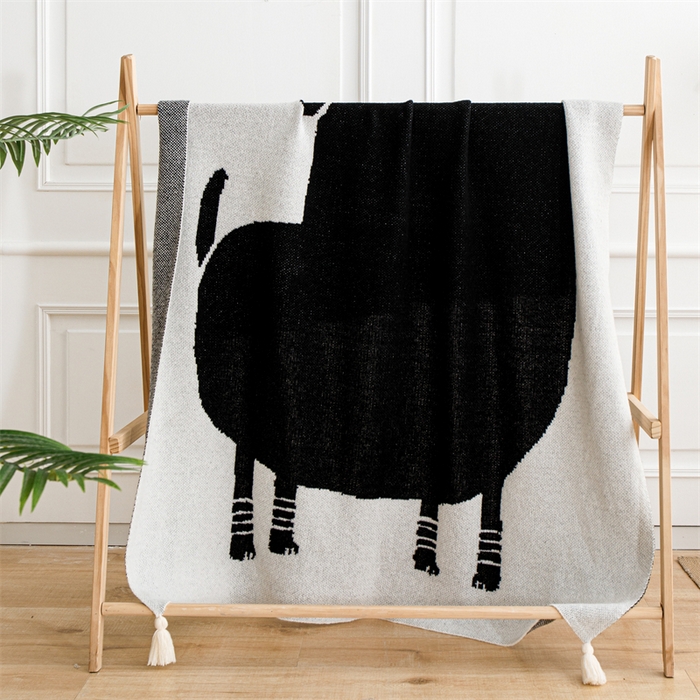 91家纺网 家纺一手货源 找家纺 苏艺针织盖毯 2024新款针织披肩沙发盖毯 针织-插画狗