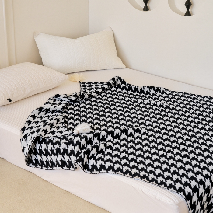 91家纺网 家纺一手货源 找家纺 苏艺针织盖毯 2024新款针织披肩沙发盖毯 针织-千鸟格