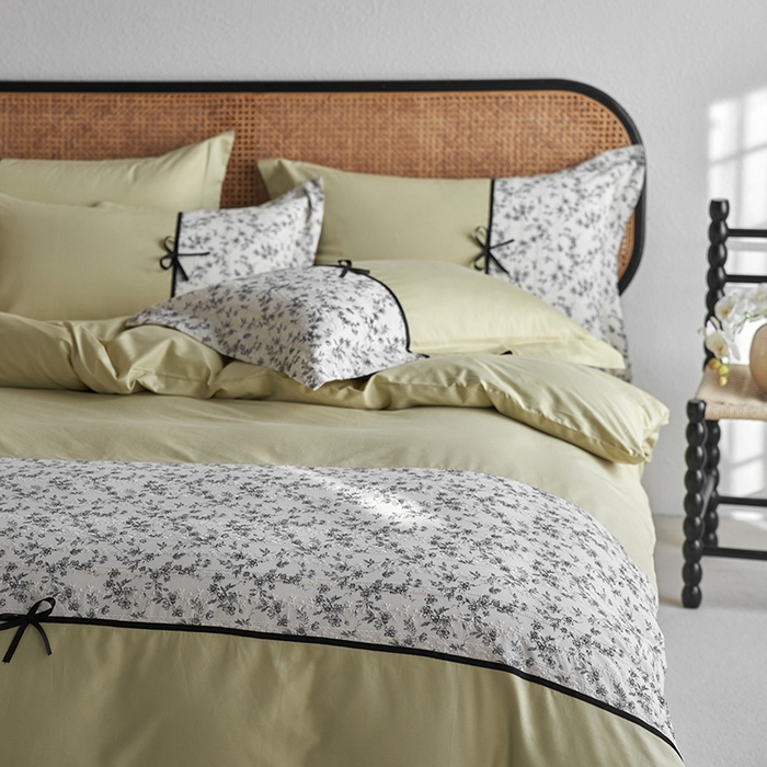 91家纺网 家纺一手货源 找家纺 2024新款全棉轻法式复古蝴蝶结刺绣工艺款四件套 奈妃-复古绿