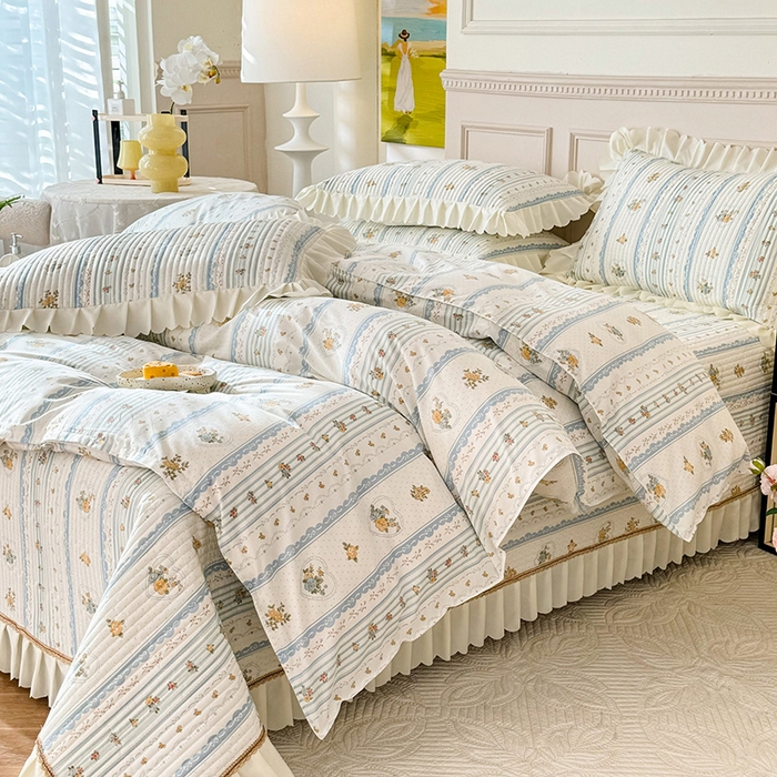 91家纺网 家纺一手货源 找家纺 美达家纺 2025新款全棉半夹棉花边床盖四件套 香榭丽舍