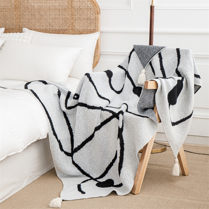 91家纺网 家纺一手货源 找家纺 苏艺针织盖毯 2024新款针织披肩沙发盖毯 针织-线像