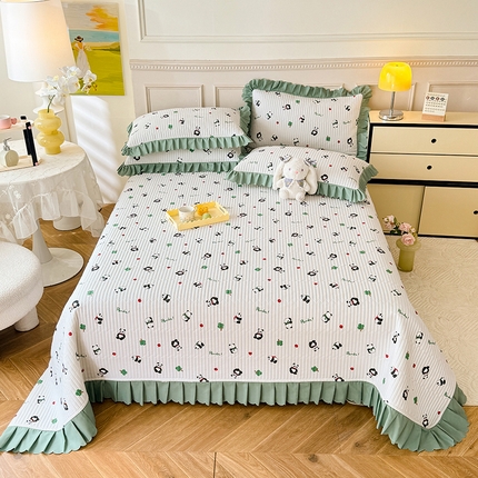 91家纺网 家纺一手货源 找家纺 美达家纺 2025新款全棉夹棉防滑小花边床盖 阳光胖达