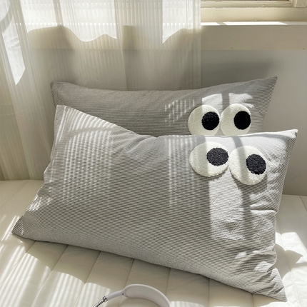 丽涵家纺 2024新款色织水洗棉大眼毛巾绣-单品枕套 大眼密条黑