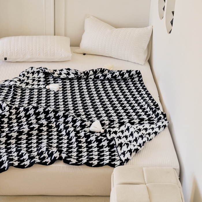 91家纺网 家纺一手货源 找家纺 苏艺针织盖毯 2024新款针织披肩沙发盖毯 针织-千鸟格