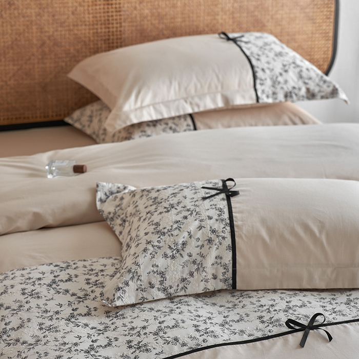 91家纺网 家纺一手货源 找家纺 2024新款全棉轻法式复古蝴蝶结刺绣工艺款四件套 奈妃-奶杏色